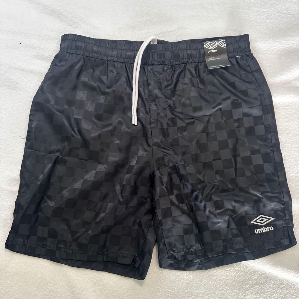 Umbro Mens Black Jacquard Checkerboard 7 Inch Inseam Shorts Medium New